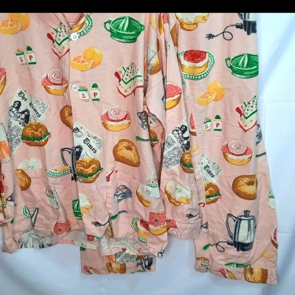 ISO Bagel pajamas - Picture 2 of 2